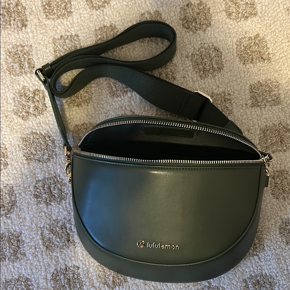 lululemon athletica Green Crossbody Bag